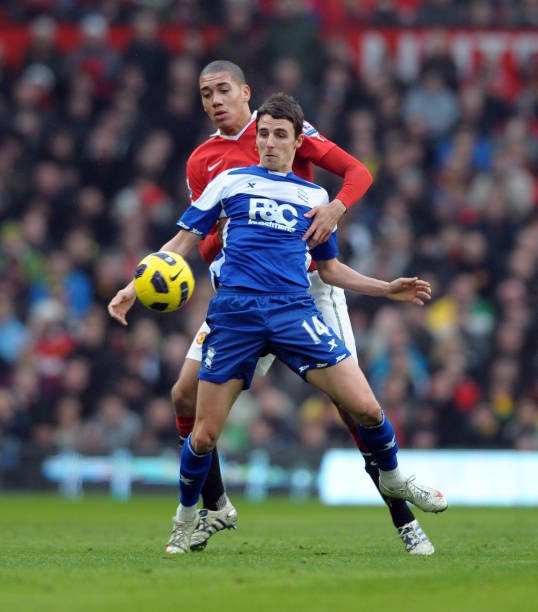 但它背后反 但它背后反