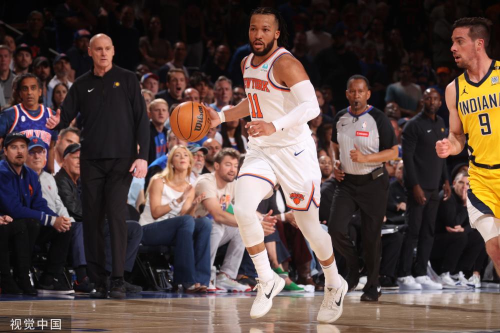 台上脱颖而 台上脱颖而